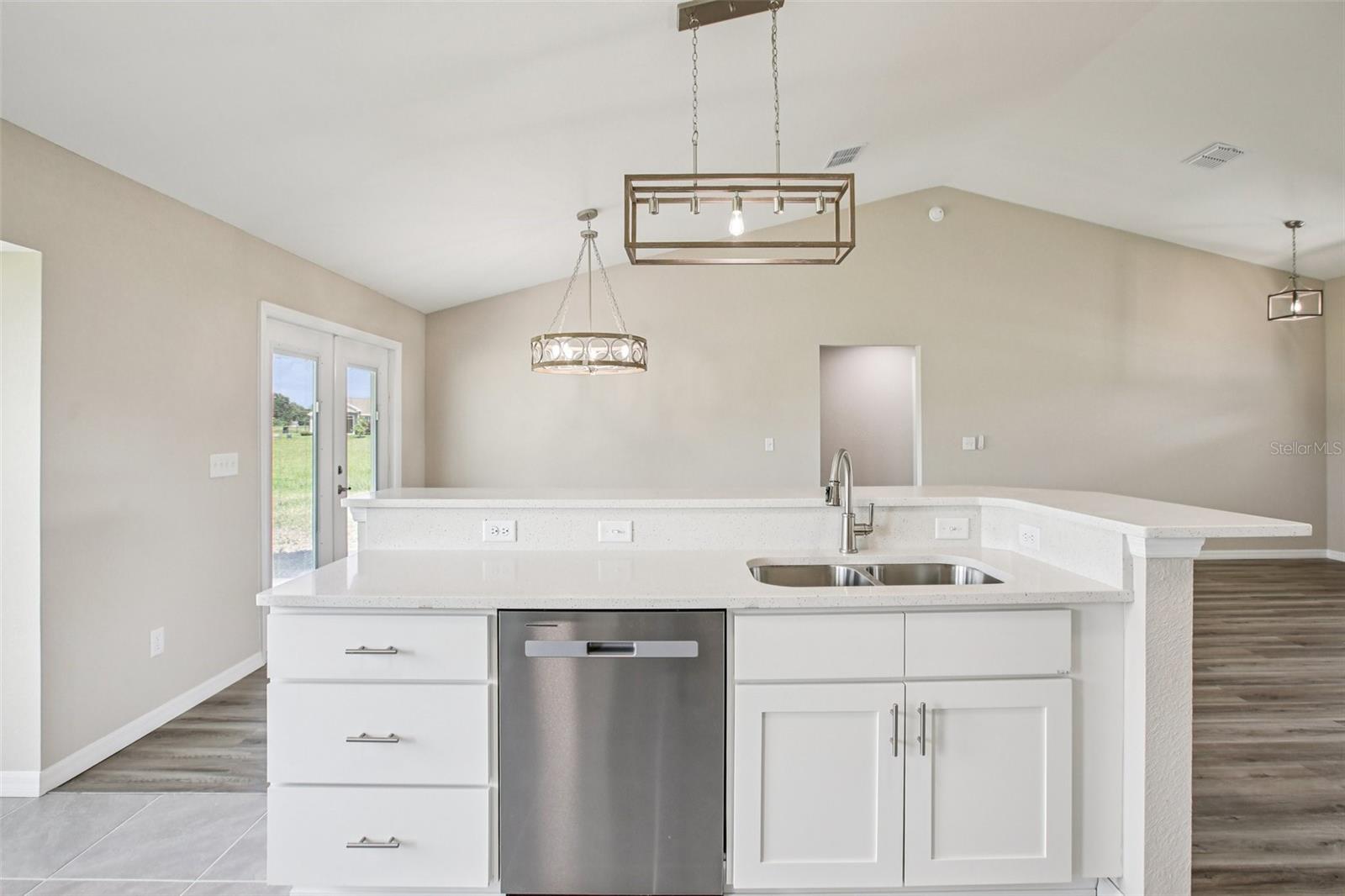 JUMPER CREEK MANOR - Residential