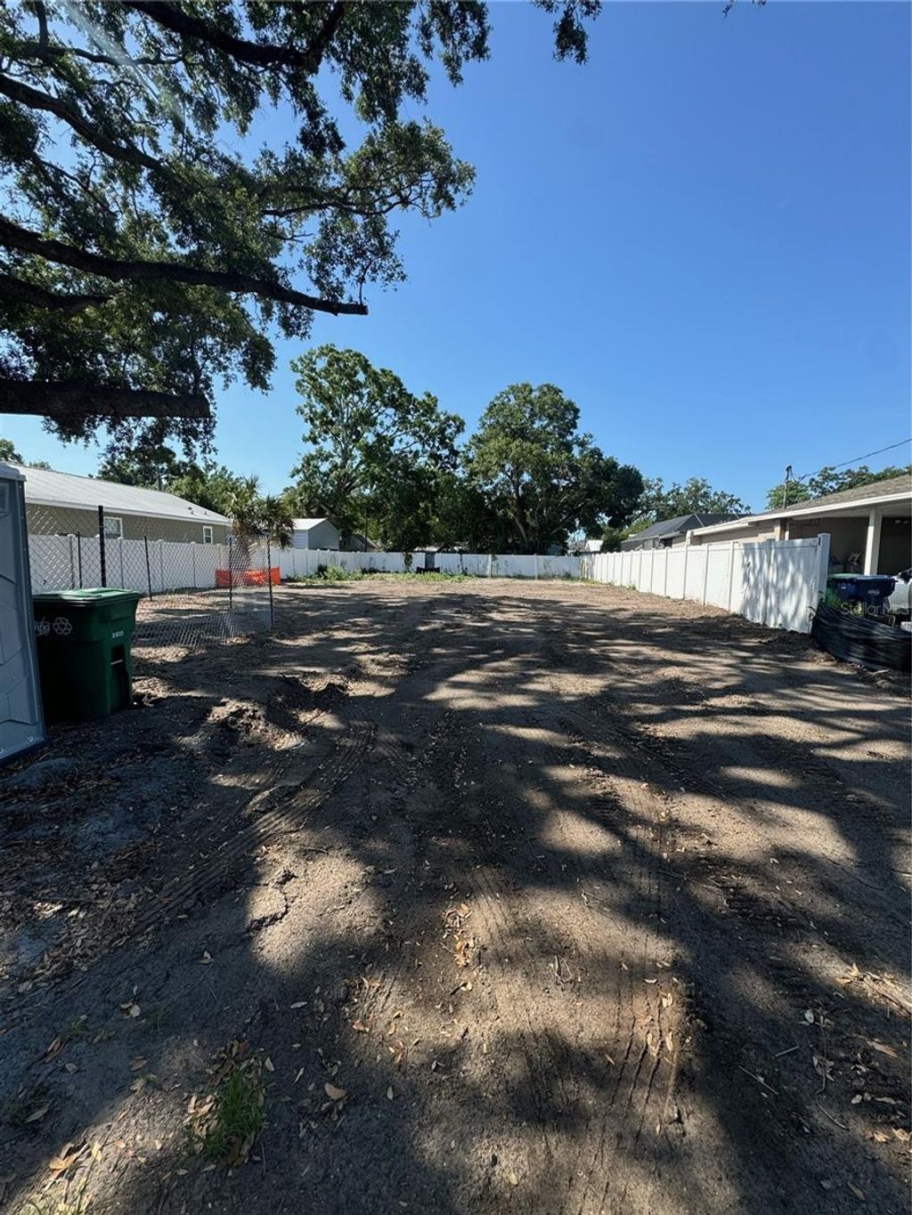 Photo of 804 W Peninsular Street, Tampa, FL 33603 (MLS # TB8322501)