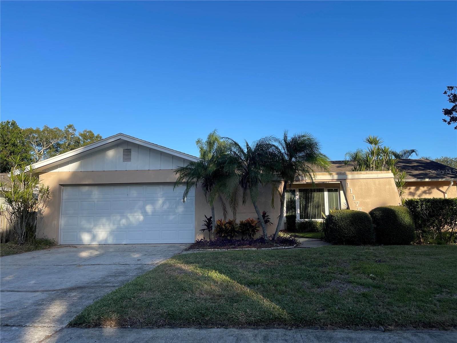 DEL PRADO IMPERIAL - Residential Lease