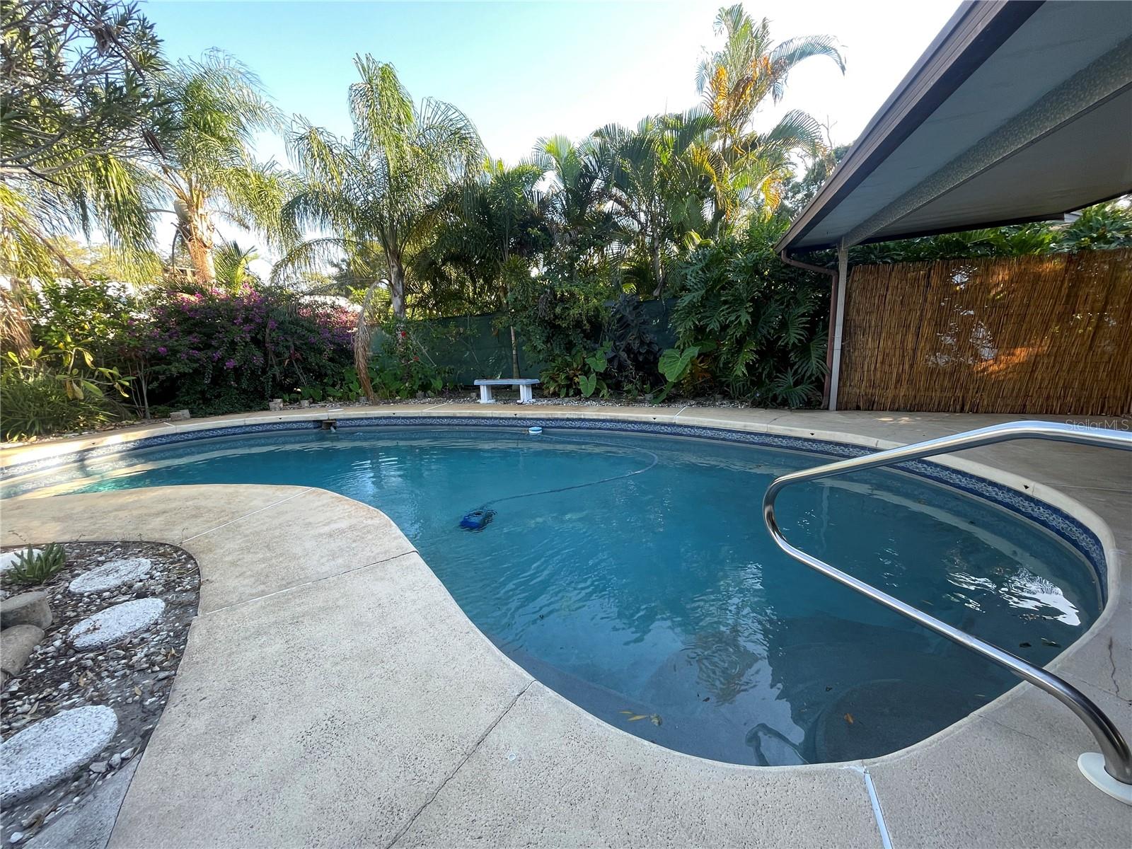 DEL PRADO IMPERIAL - Residential Lease