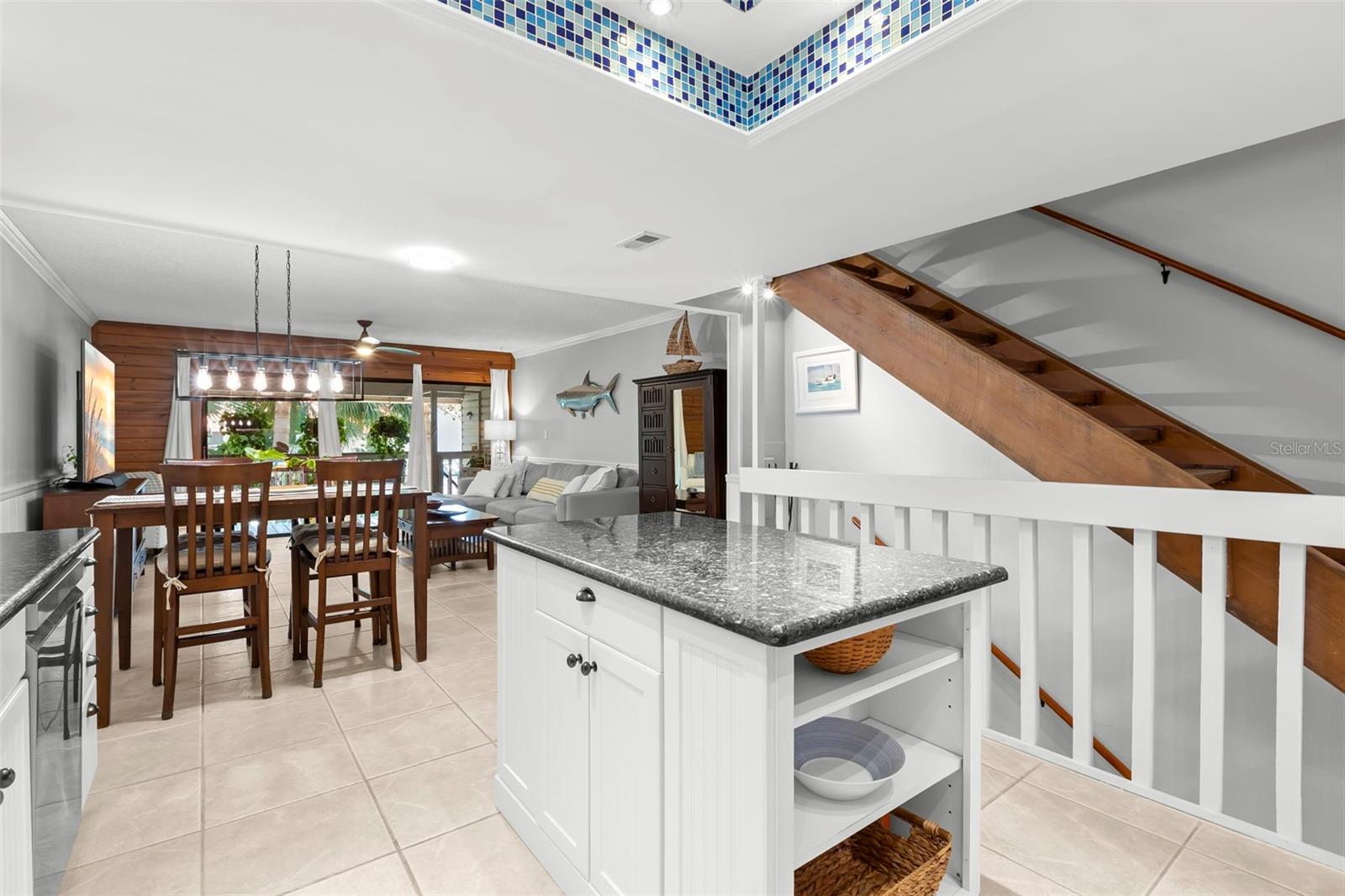 1375 PINELLAS BAYWAY S 25