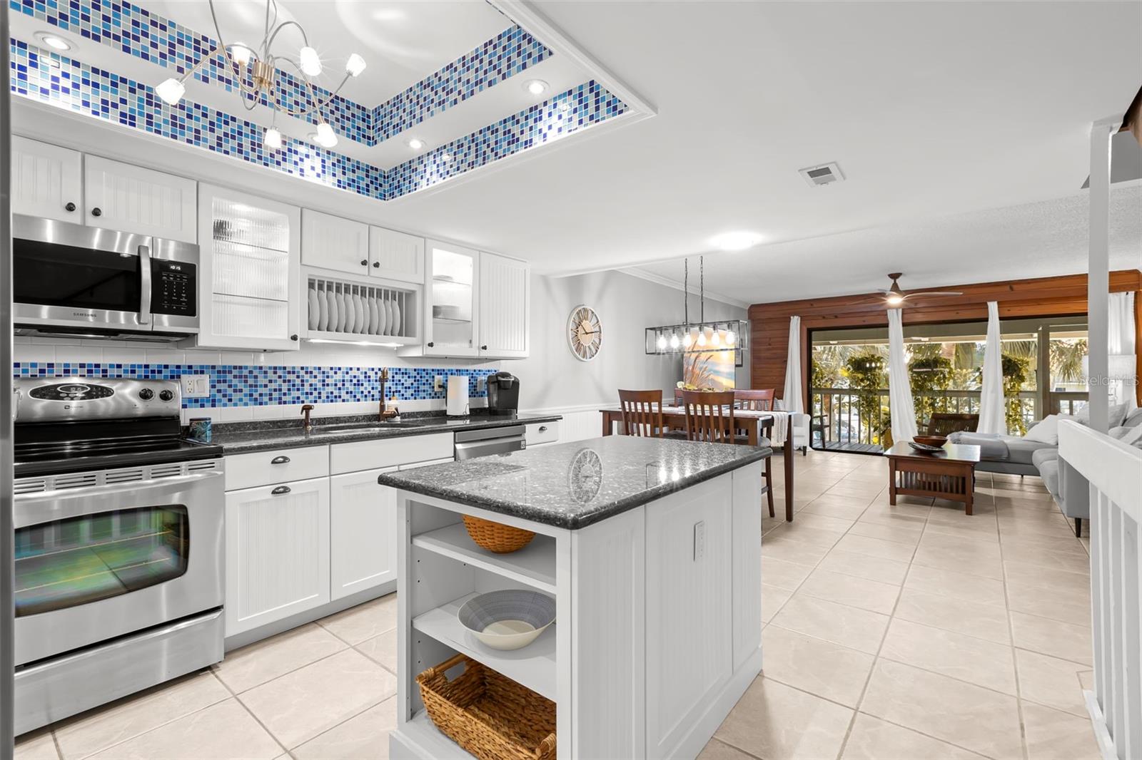 1375 PINELLAS BAYWAY S 25