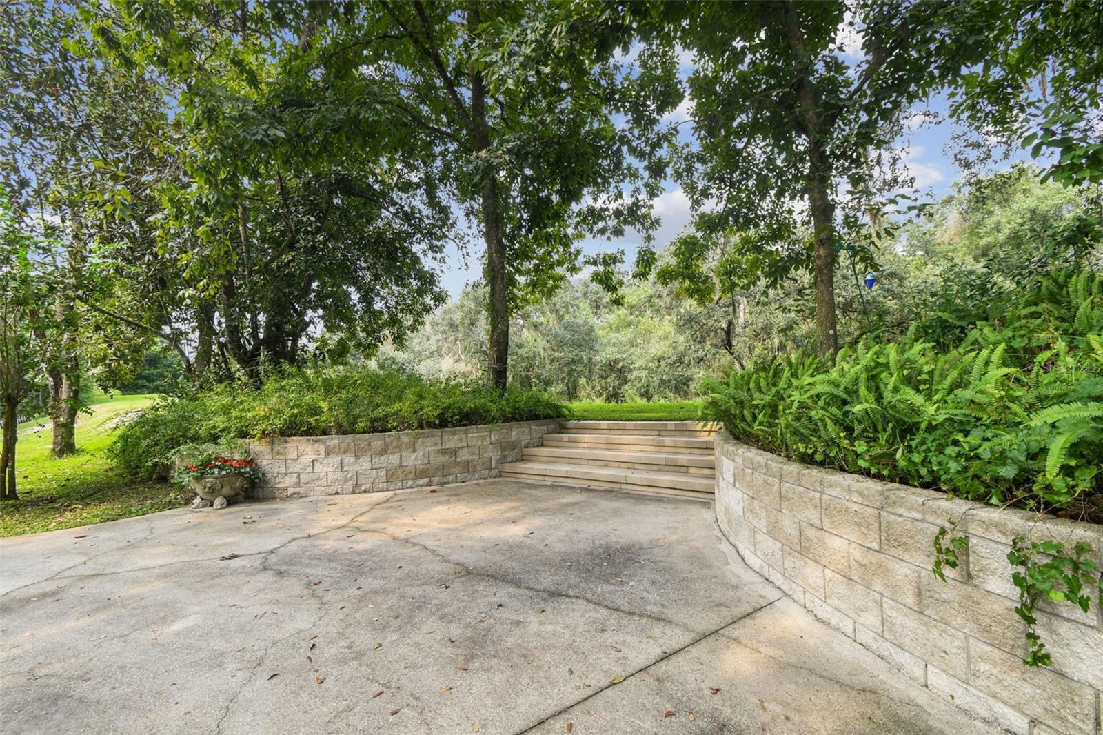2906 PEMBERTON CREEK DRIVE