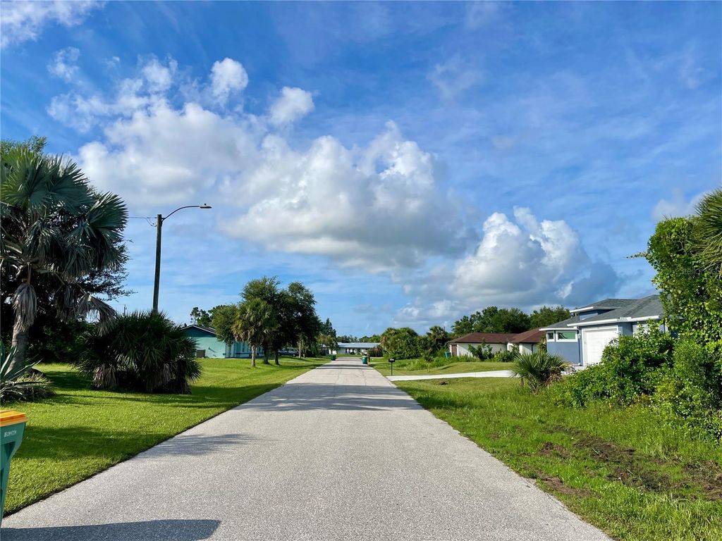 Photo of 7025 Lauretta Street, Englewood, FL 34224 (MLS # C7512701)