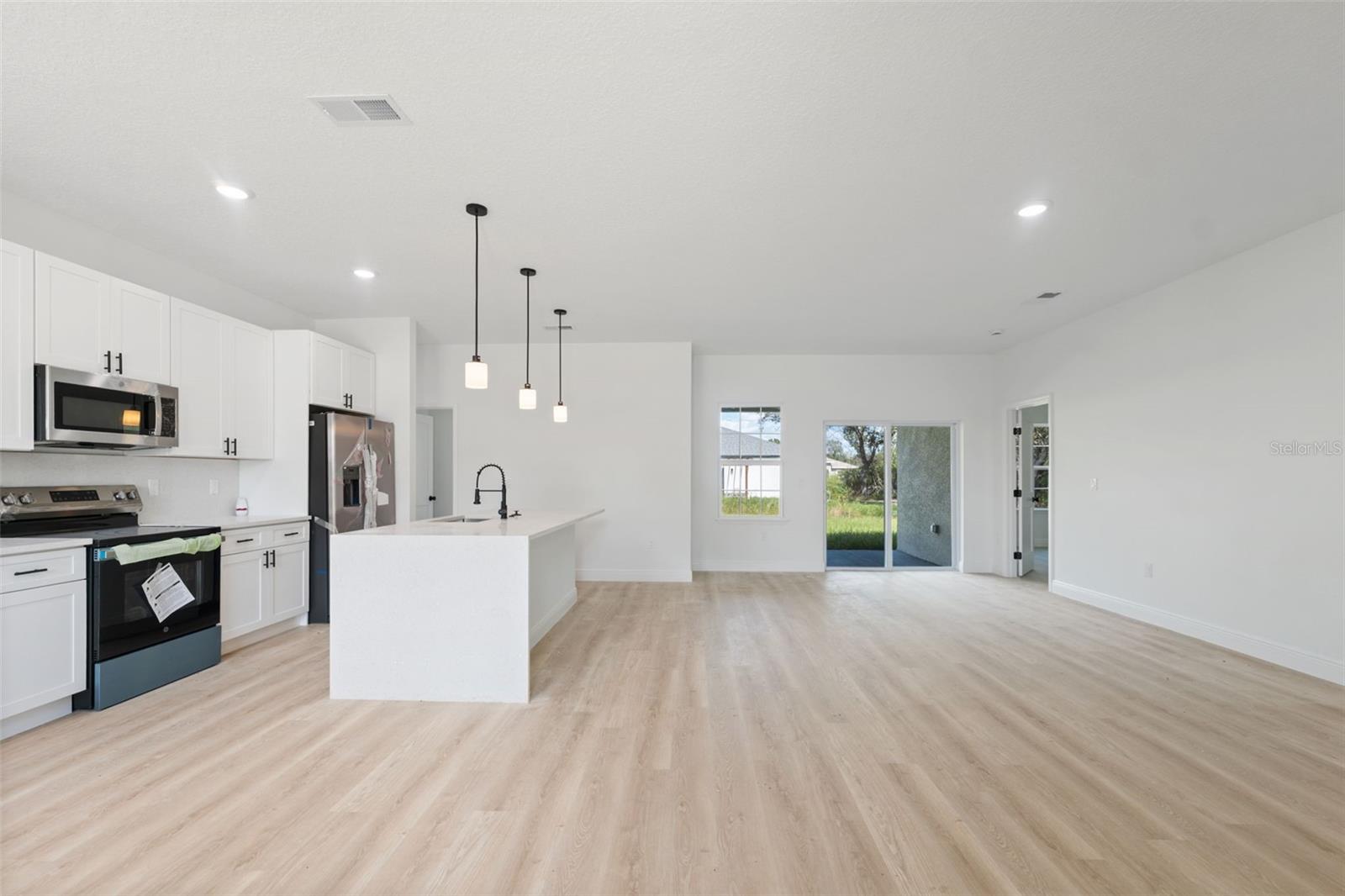 MARION OAKS UN 04 - Residential