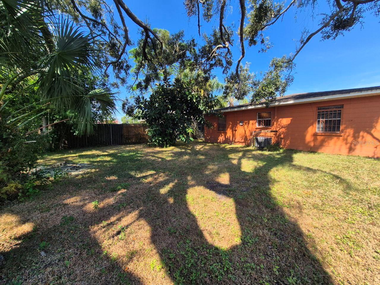 HIGH SCHOOL HEIGHTS - Residential Lease