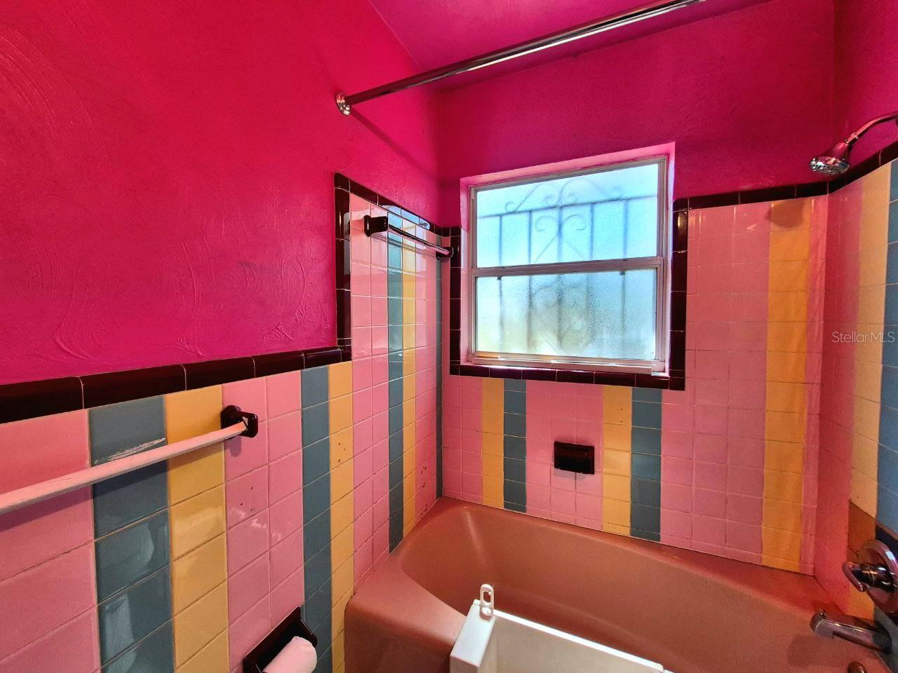 HIGH SCHOOL HEIGHTS - Residential Lease