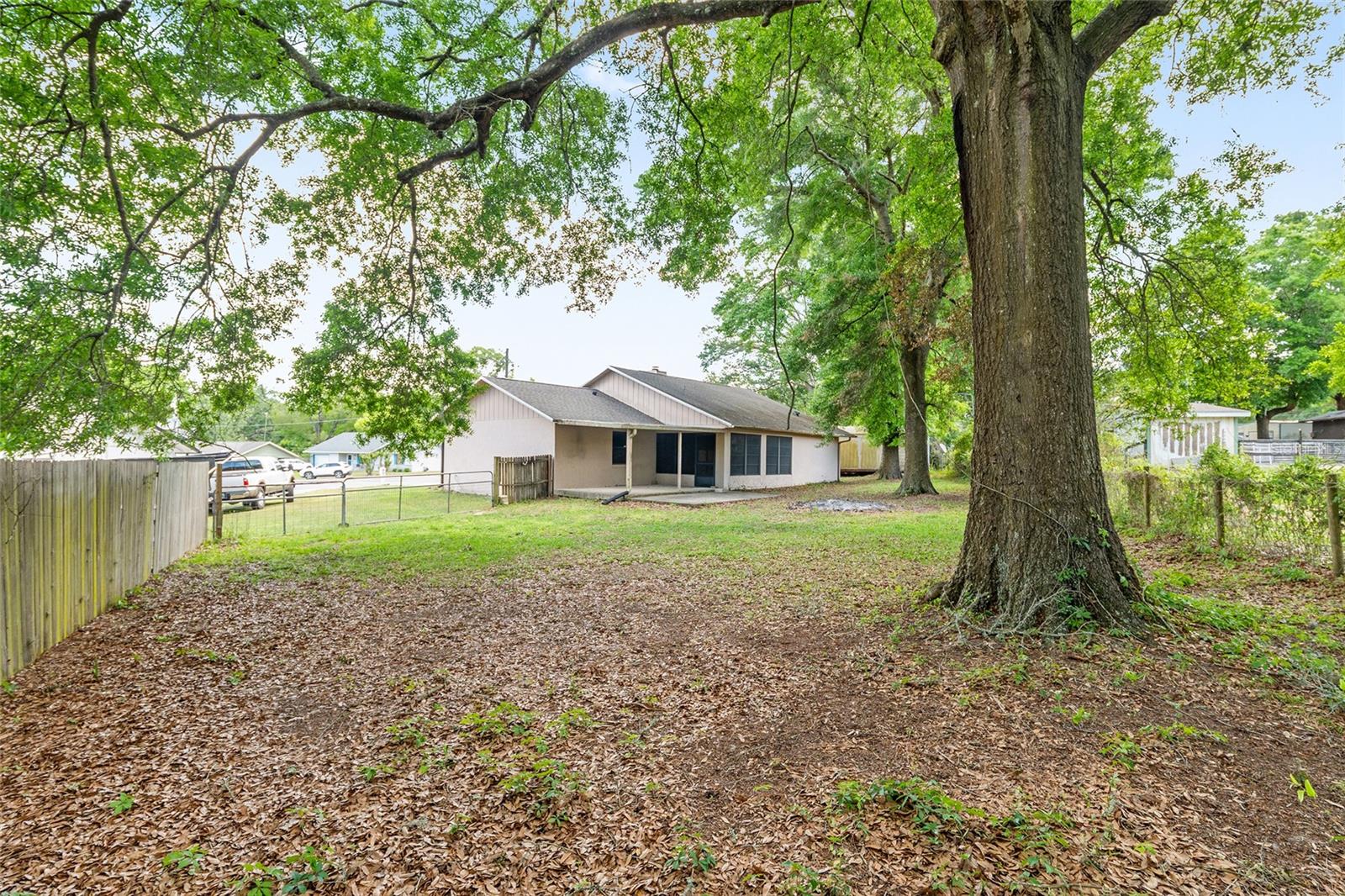 STONEGATE - Residential