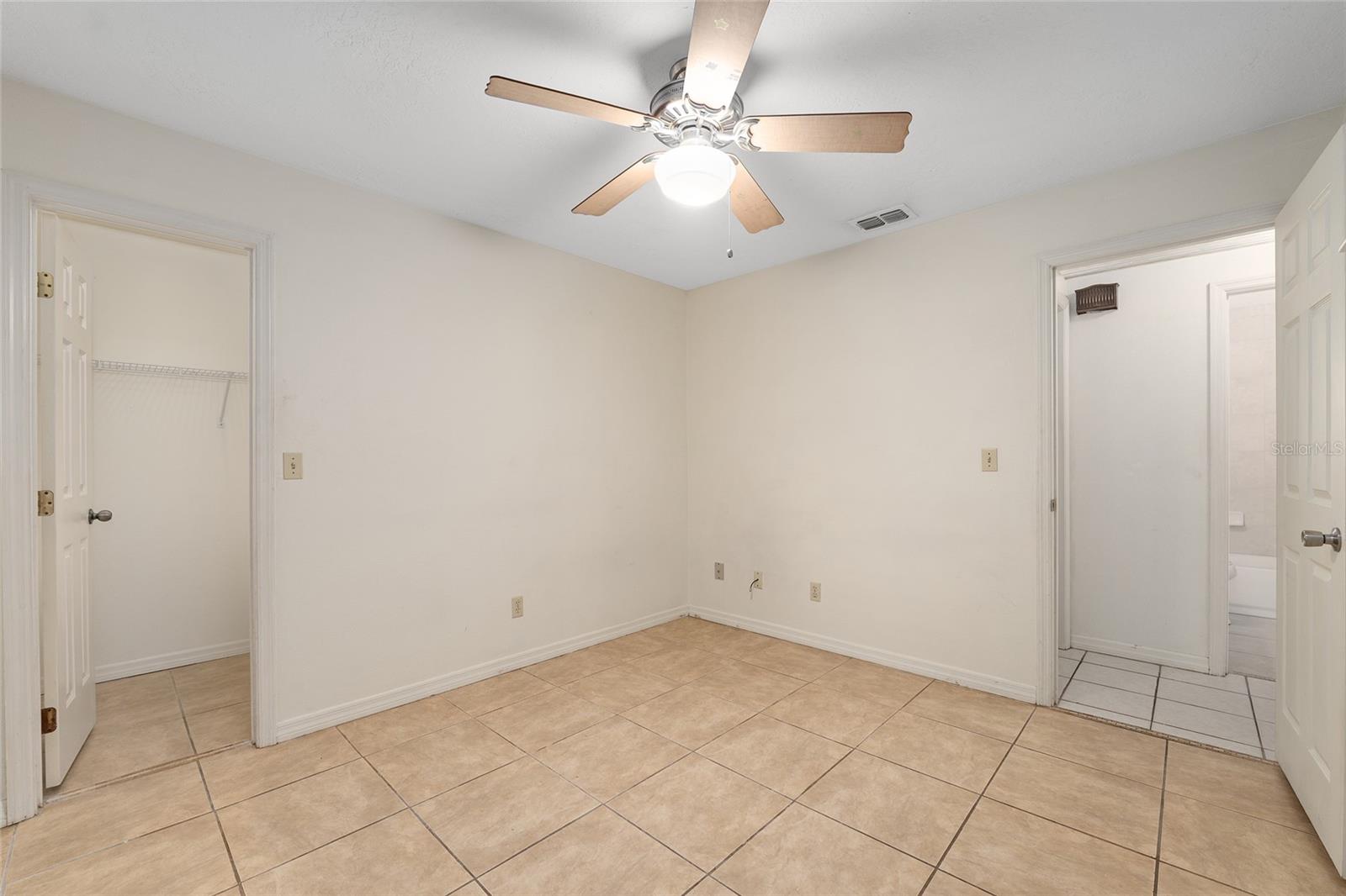 STONEGATE - Residential