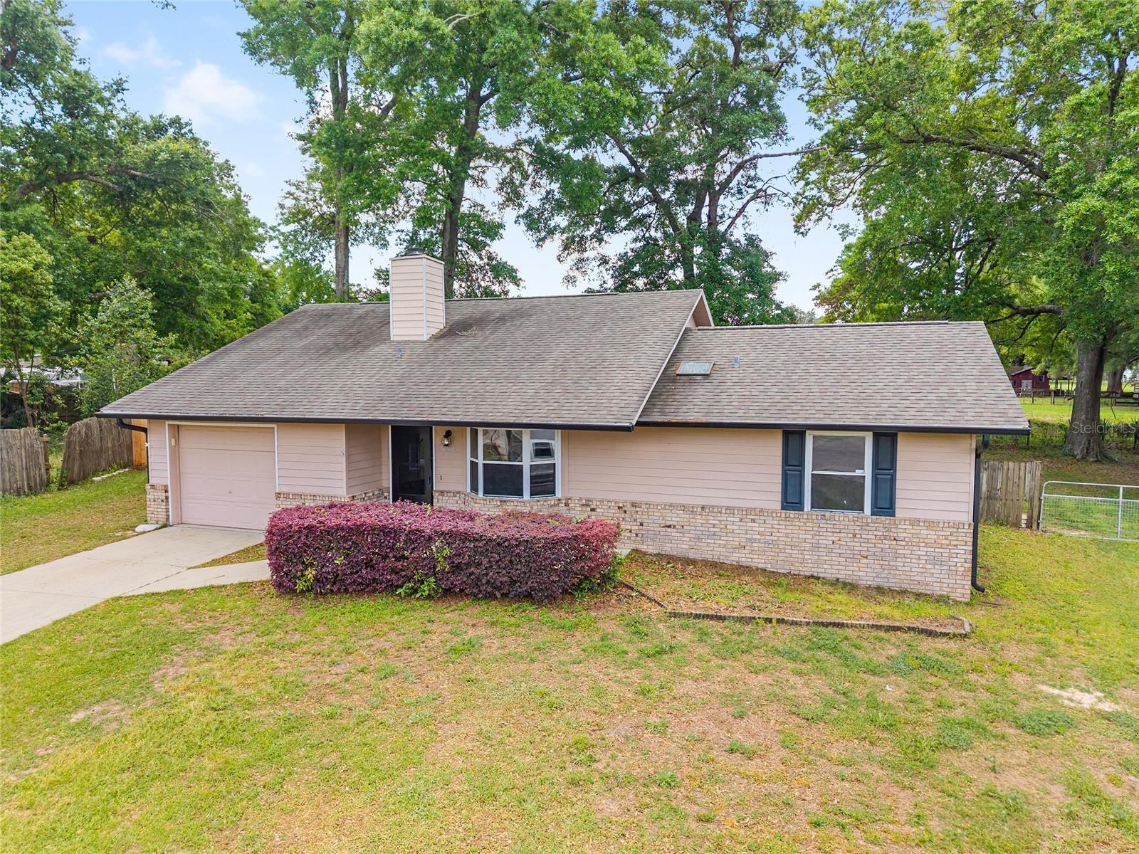 STONEGATE - Residential