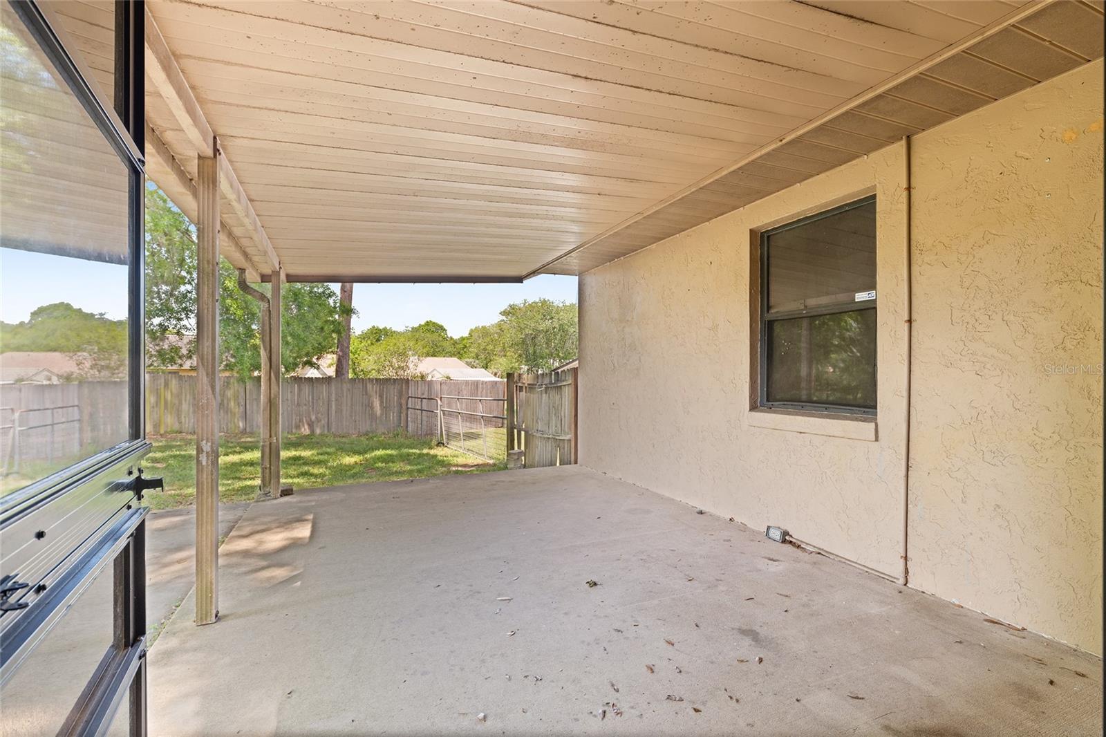 STONEGATE - Residential