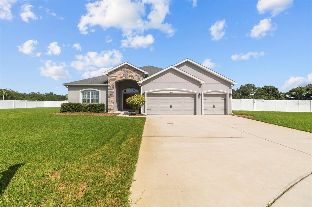 Photo of 4412 Devinshire Fields Loop, Plant City, FL 33567 (MLS # TB8555426)