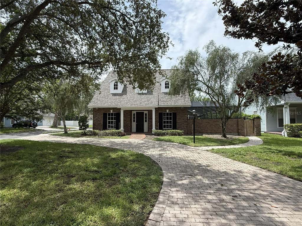 Photo of 4002 W Dale Avenue, Tampa, FL 33609 (MLS # A4701934)
