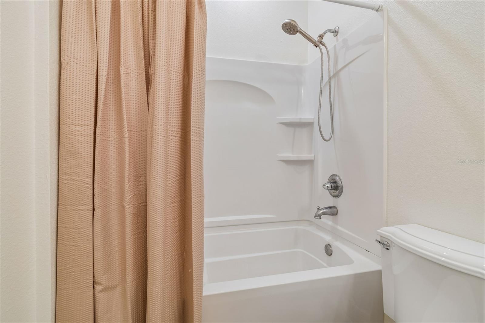 HARBOUR ISLES PH 1 - Residential