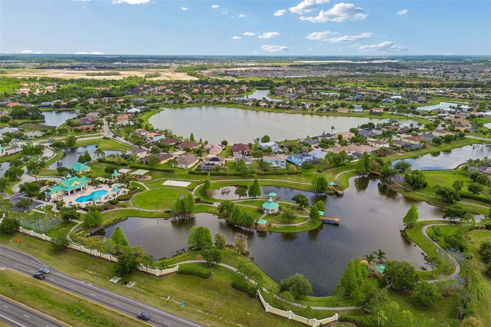 HARBOUR ISLES PH 1 - Residential