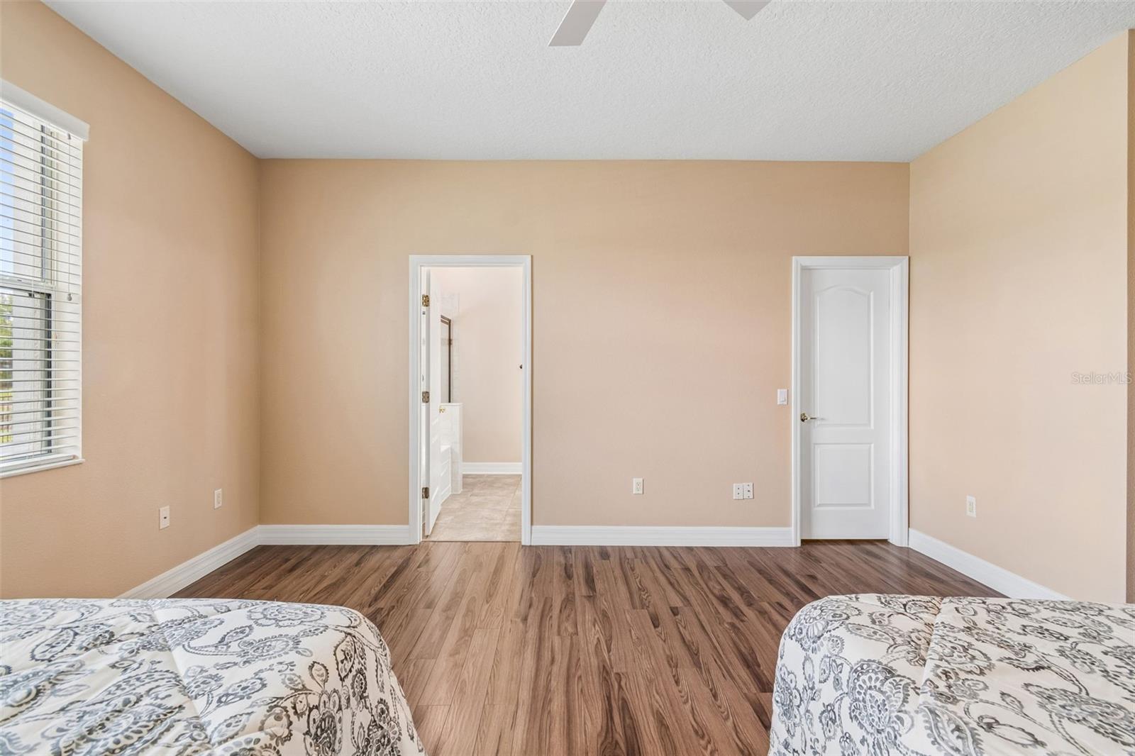 HARBOUR ISLES PH 1 - Residential