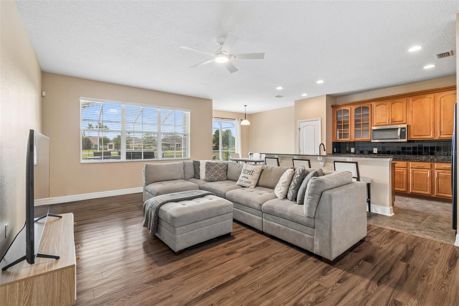 HARBOUR ISLES PH 1 - Residential