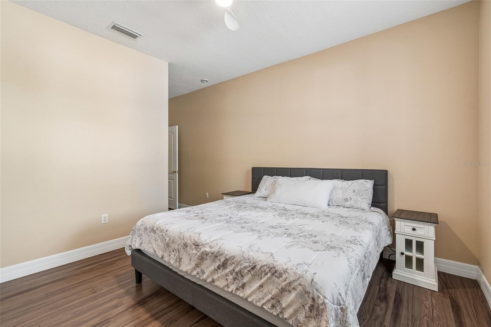 HARBOUR ISLES PH 1 - Residential