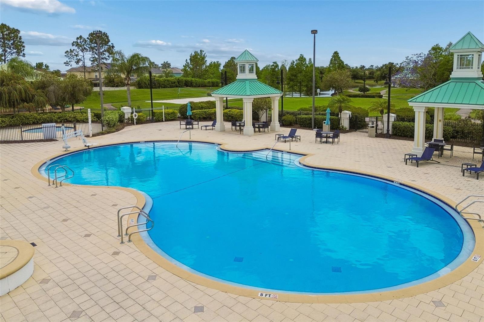 HARBOUR ISLES PH 1 - Residential