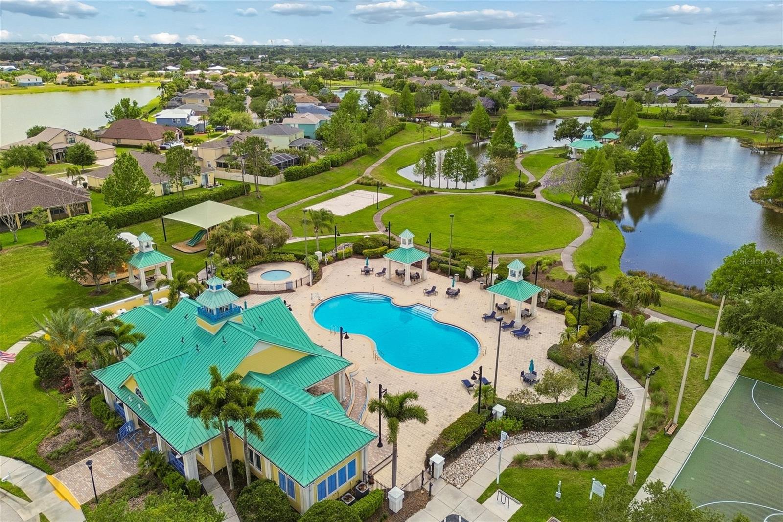 HARBOUR ISLES PH 1 - Residential