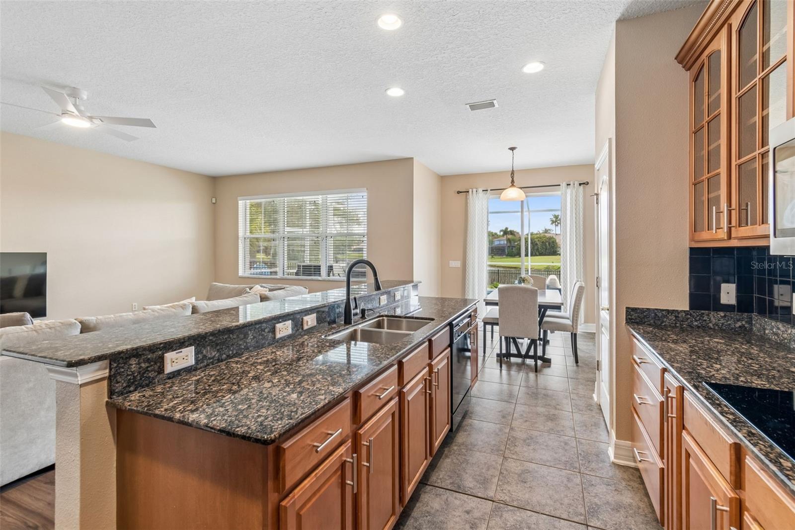 HARBOUR ISLES PH 1 - Residential