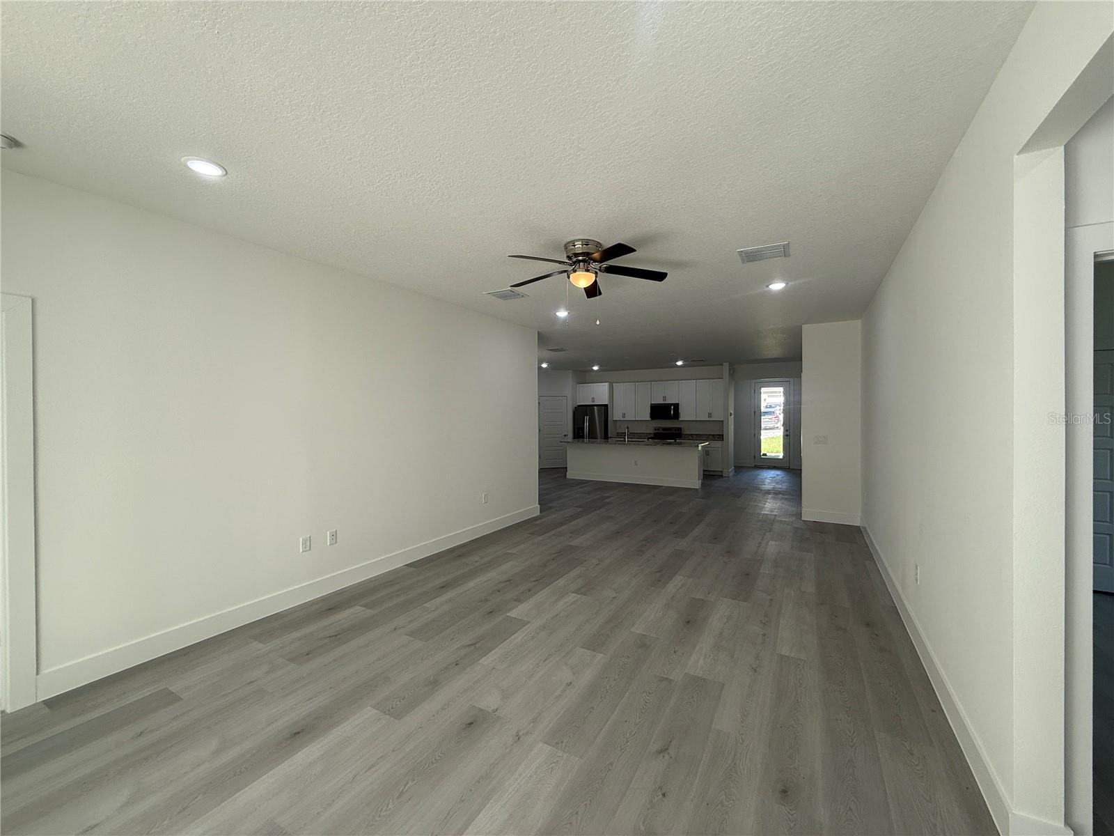 CITRUS SPGS UNIT 01 - Residential Lease