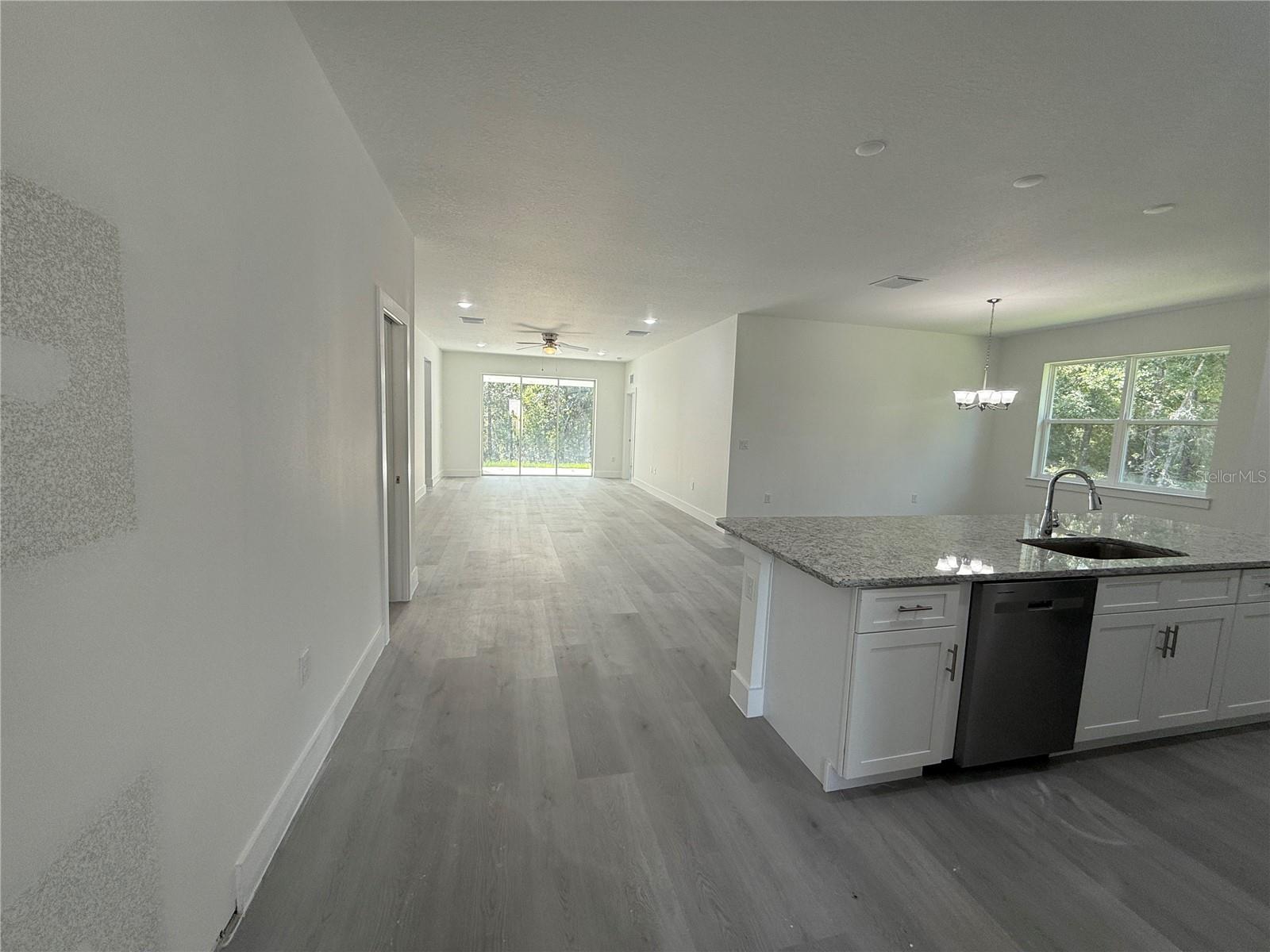 CITRUS SPGS UNIT 01 - Residential Lease