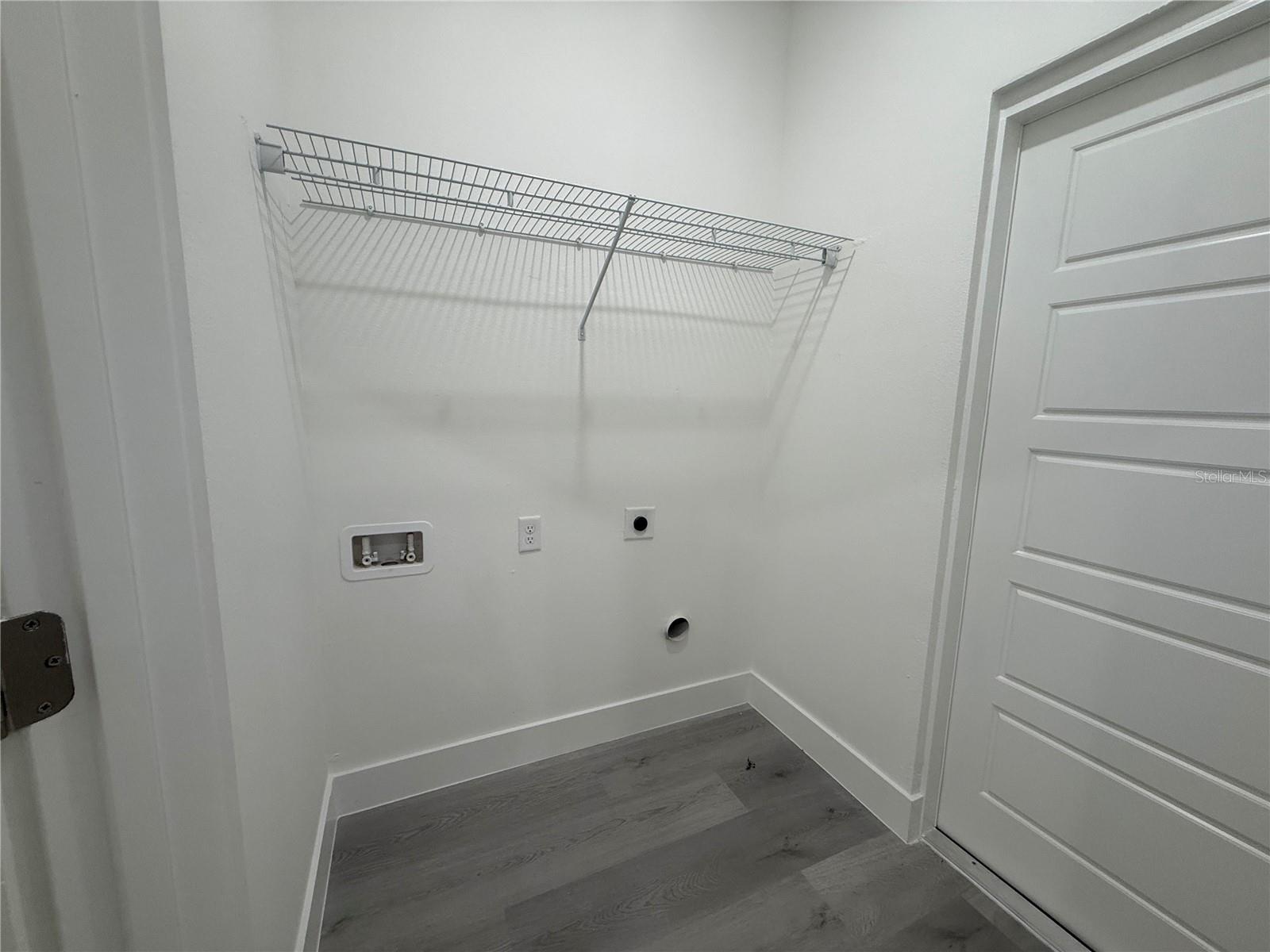 CITRUS SPGS UNIT 01 - Residential Lease