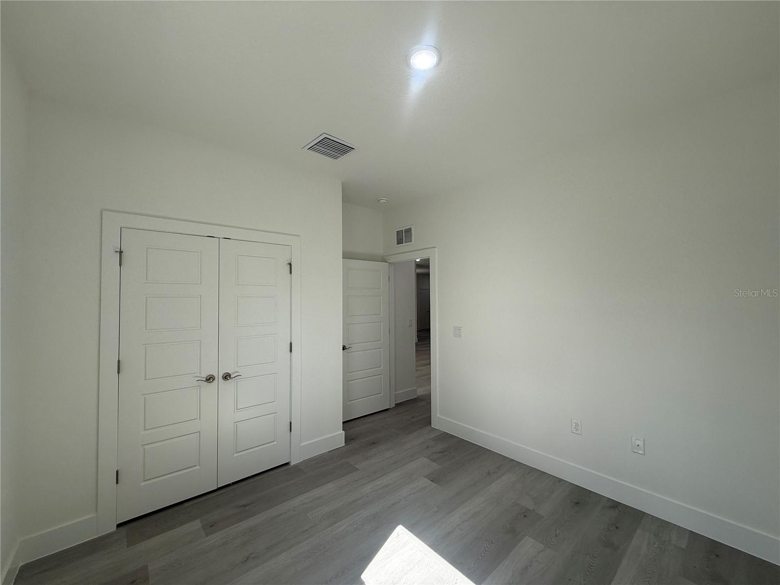 CITRUS SPGS UNIT 01 - Residential Lease
