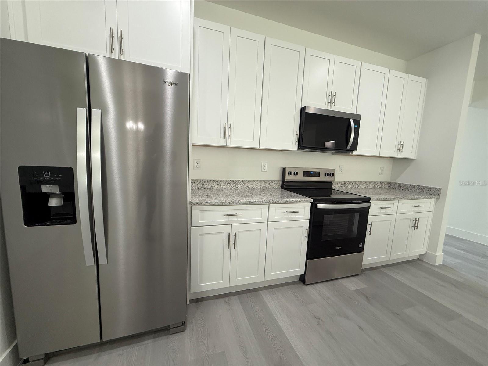 CITRUS SPGS UNIT 01 - Residential Lease