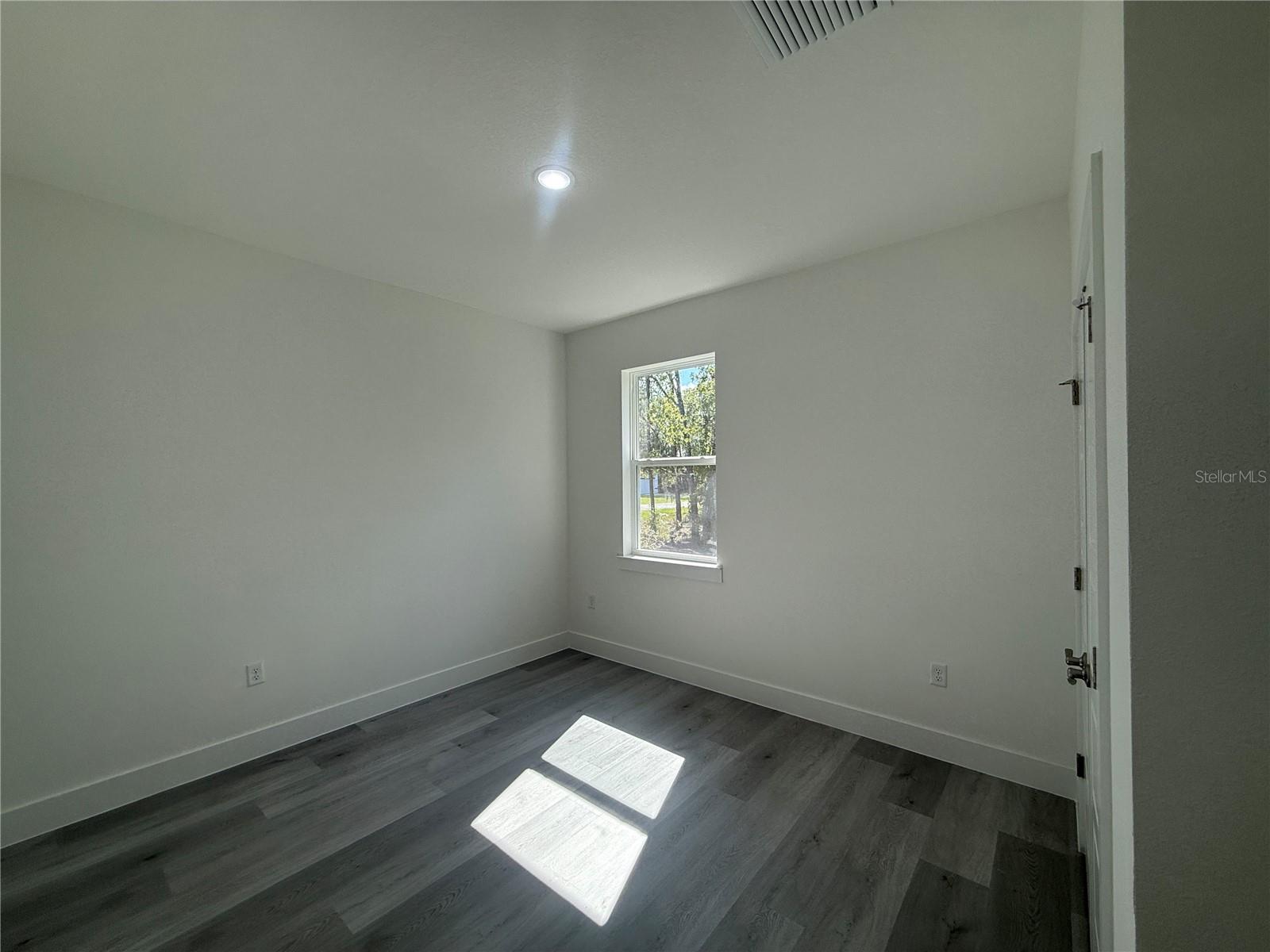CITRUS SPGS UNIT 01 - Residential Lease