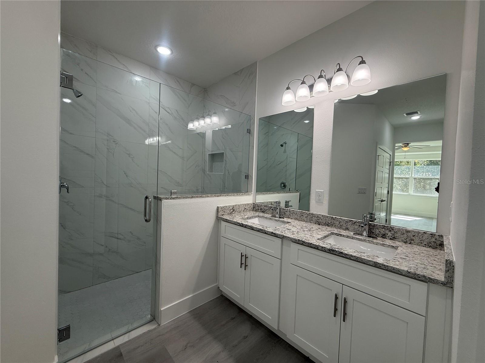 CITRUS SPGS UNIT 01 - Residential Lease