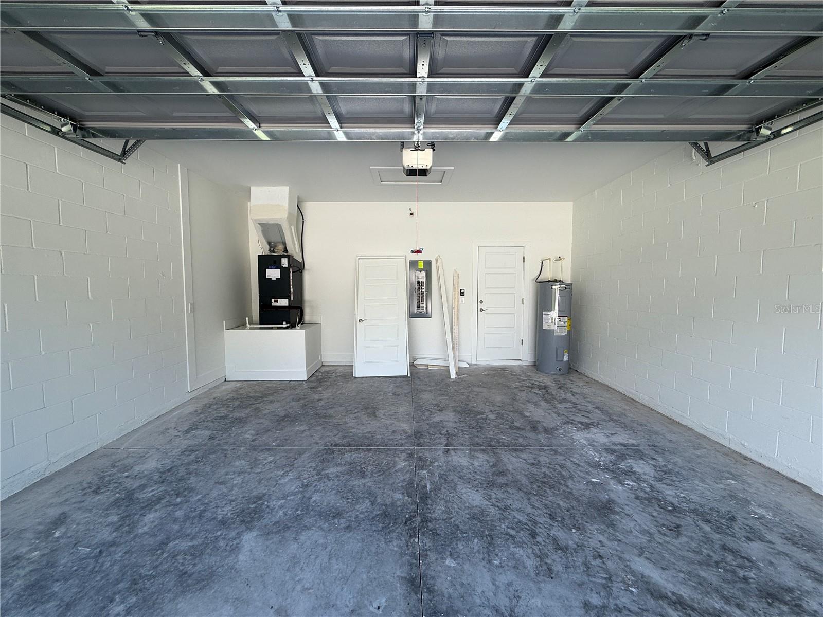 CITRUS SPGS UNIT 01 - Residential Lease