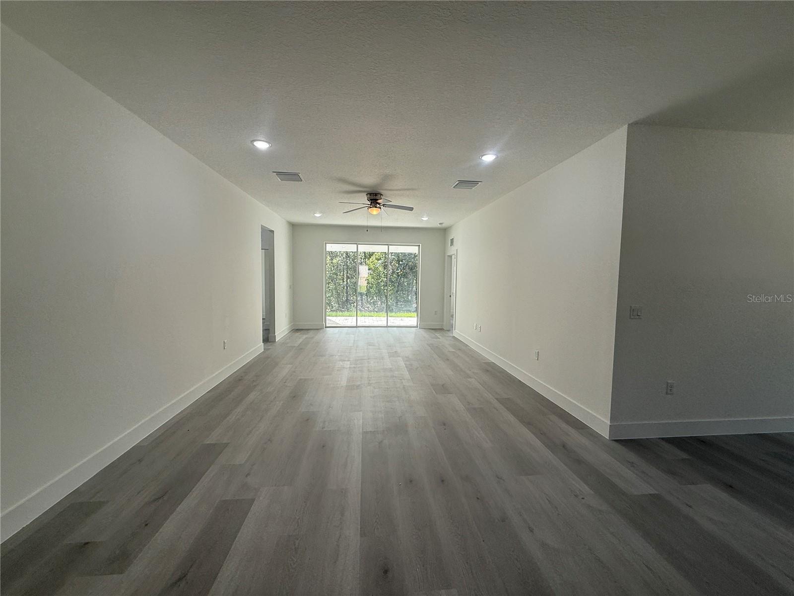 CITRUS SPGS UNIT 01 - Residential Lease