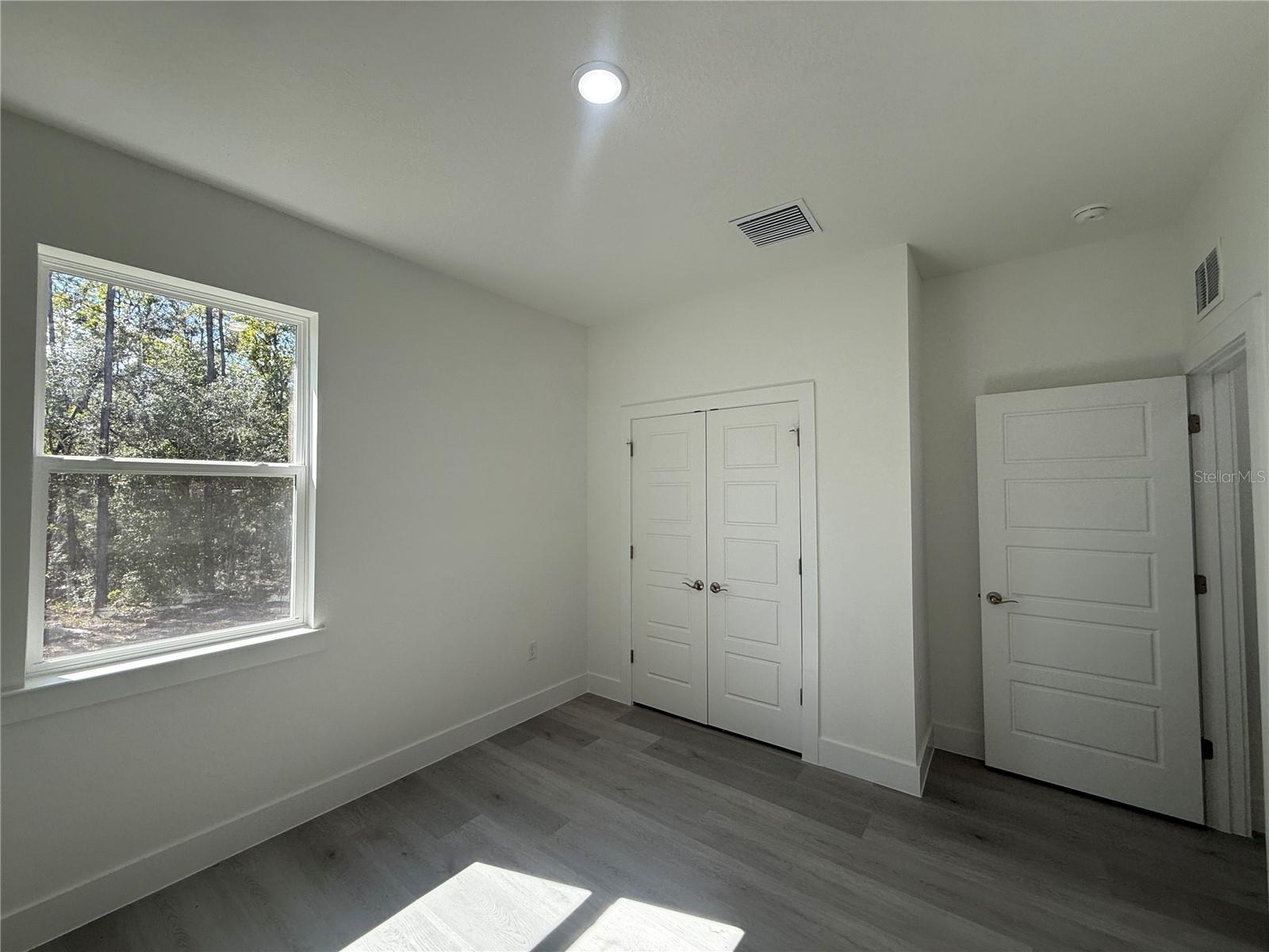 CITRUS SPGS UNIT 01 - Residential Lease