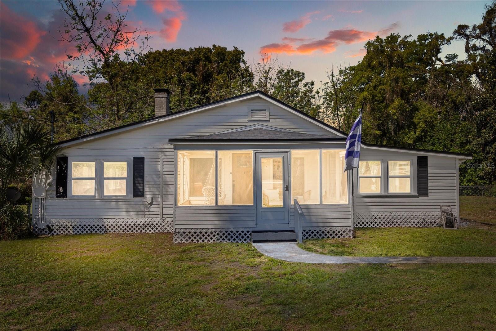 TANGERINE - Residential