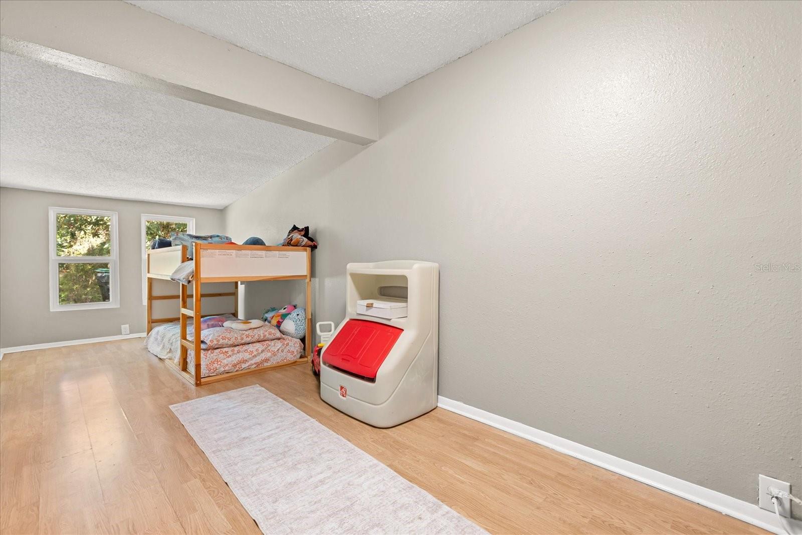 TANGERINE - Residential