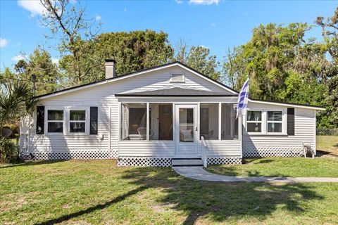 5528 HURON STREET MOUNT DORA FL 32757