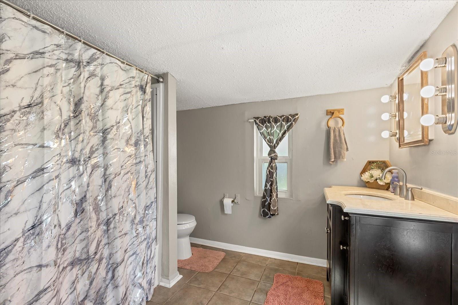 TANGERINE - Residential