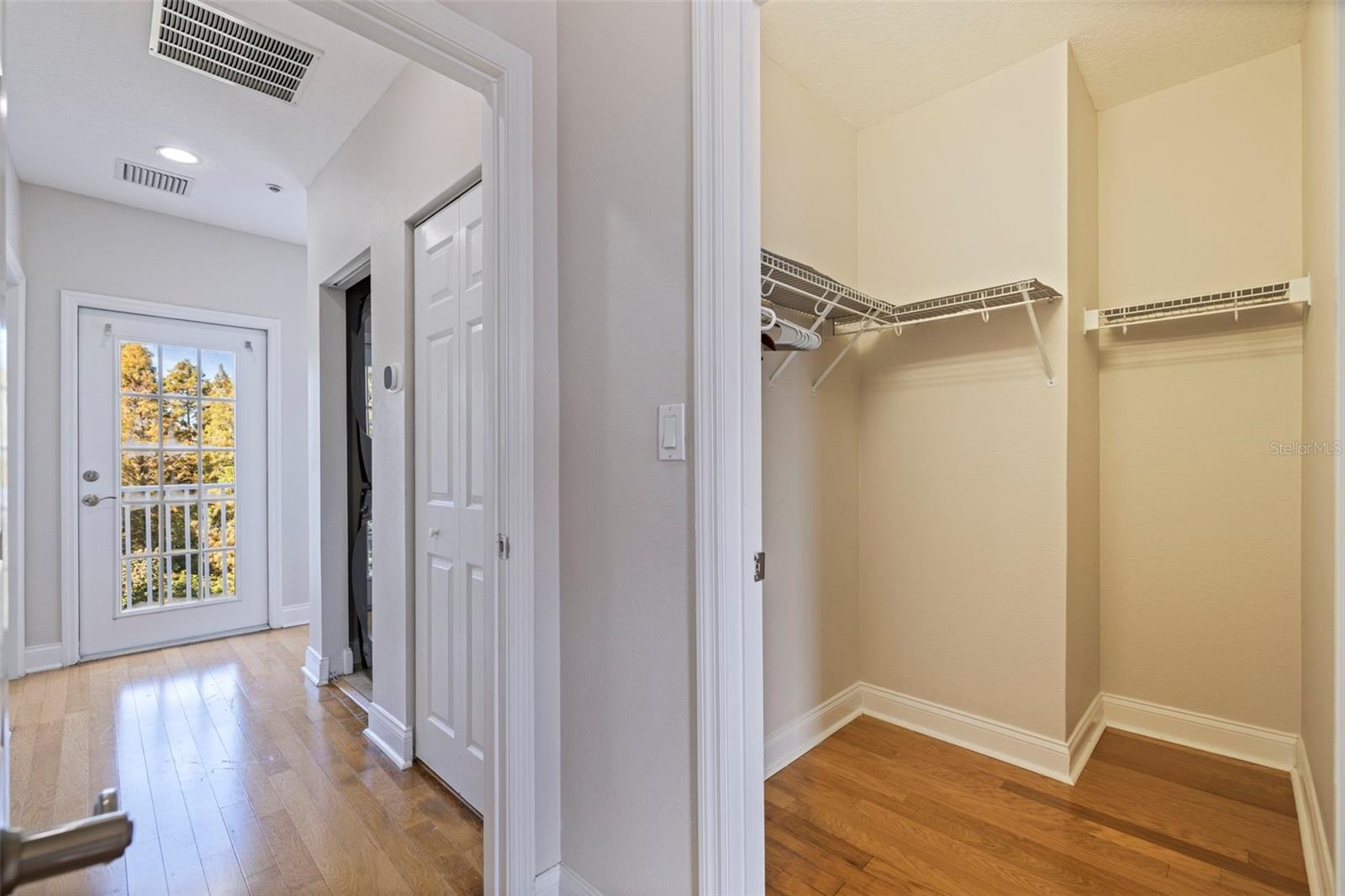 LEGACY PARK TWNHMS - Residential