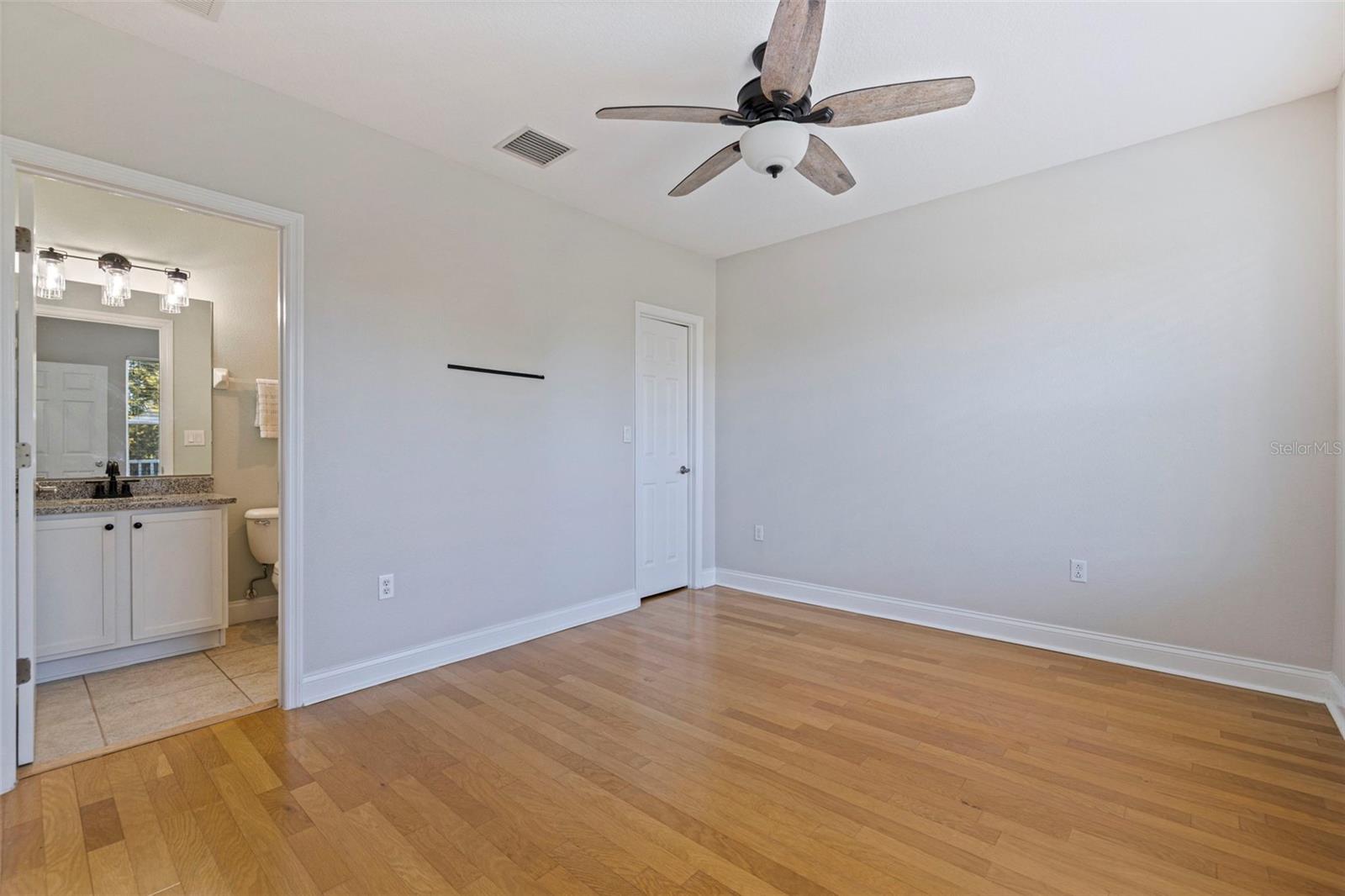 LEGACY PARK TWNHMS - Residential