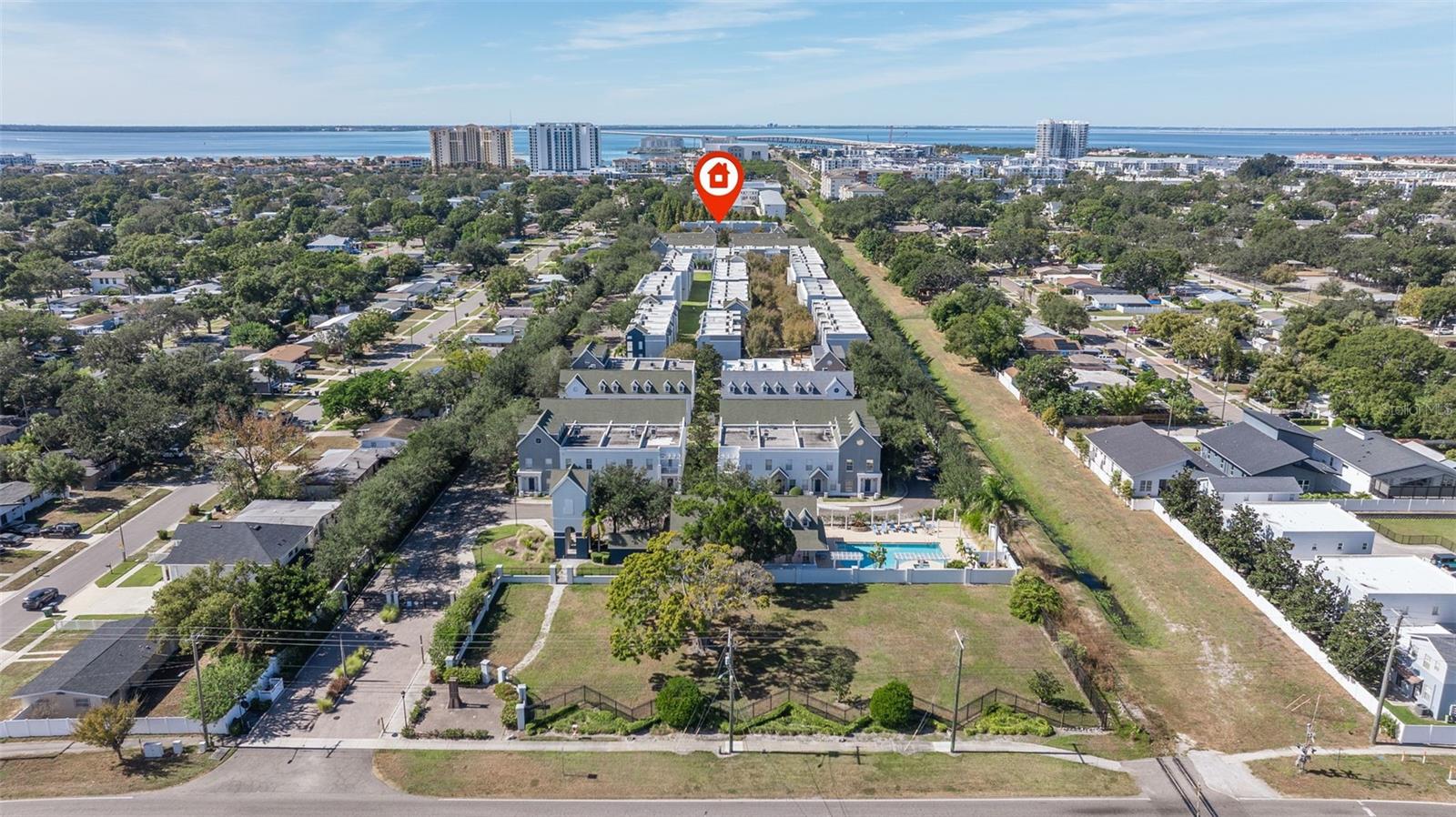 LEGACY PARK TWNHMS - Residential