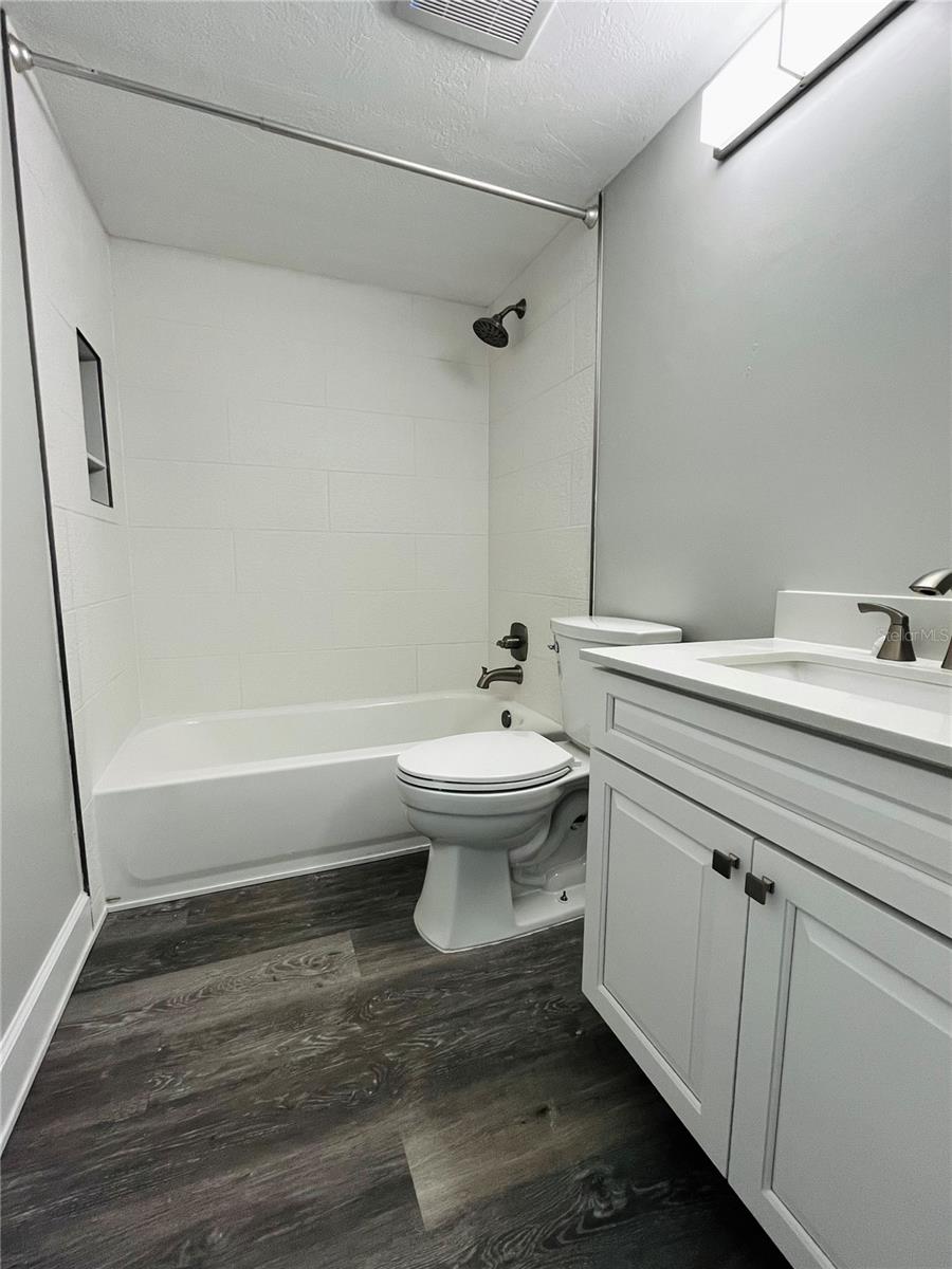 MARINERS PASS - Residential Lease