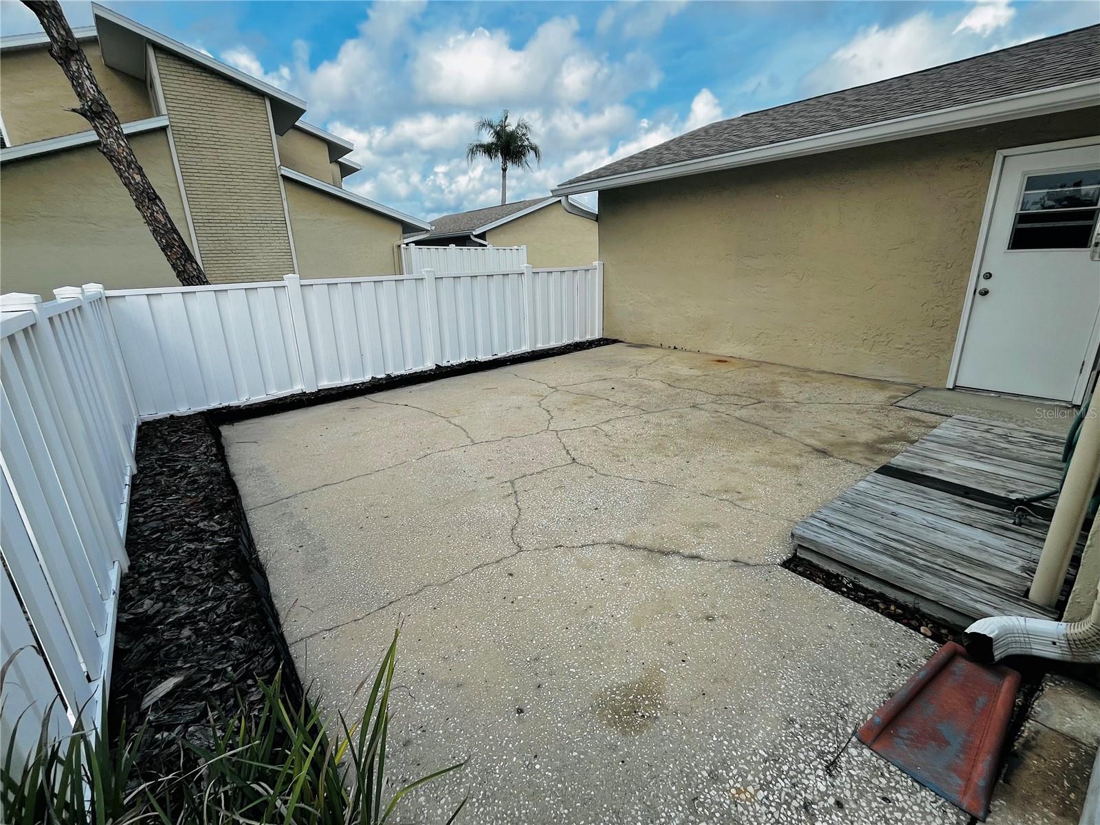 MARINERS PASS - Residential Lease