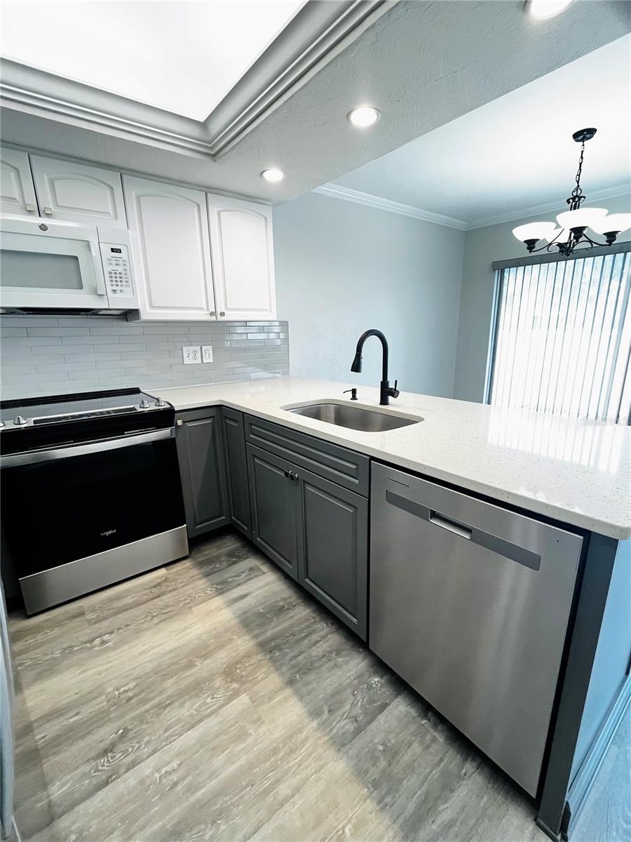 MARINERS PASS - Residential Lease