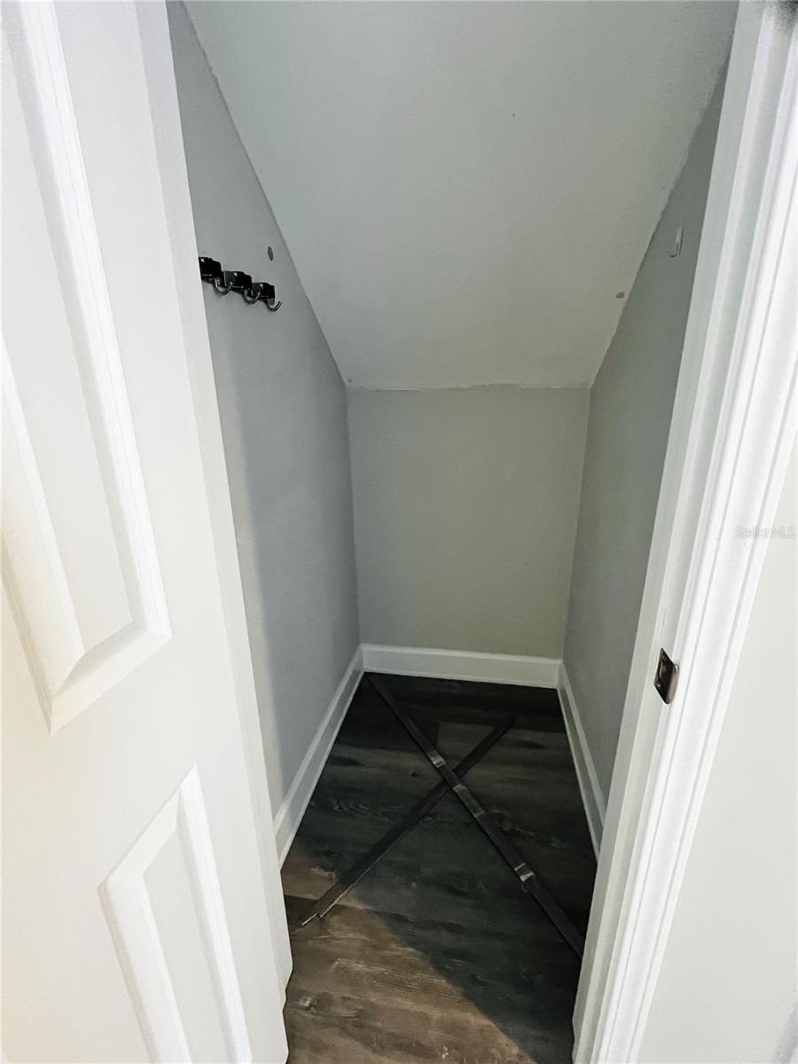 MARINERS PASS - Residential Lease