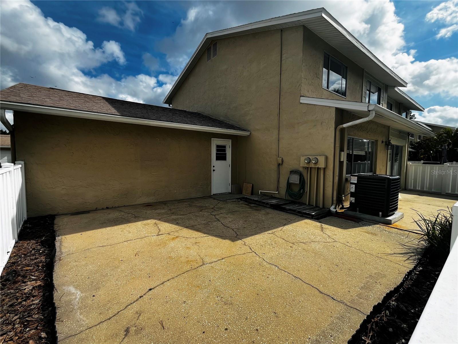 MARINERS PASS - Residential Lease