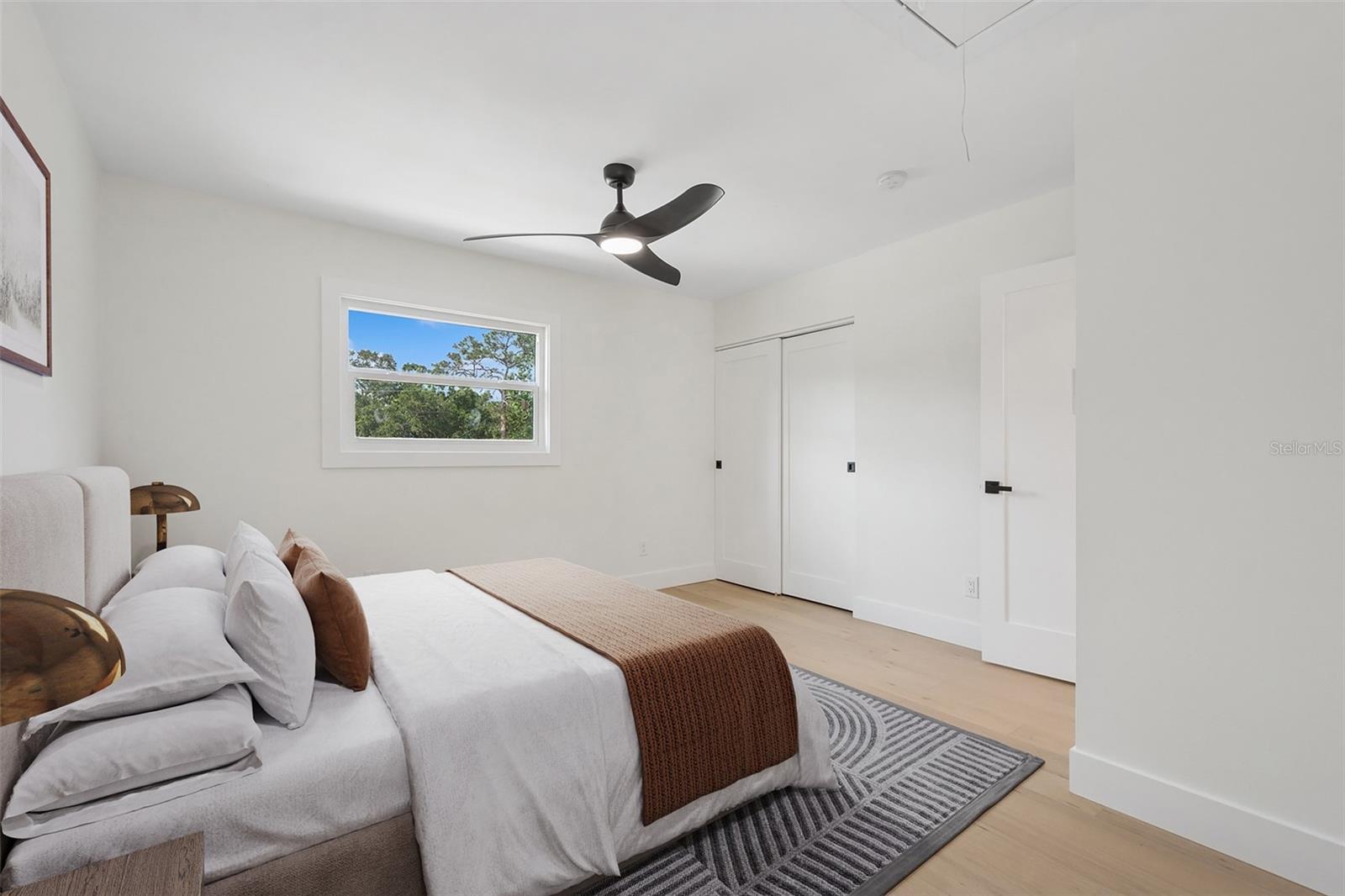 PINE LAWN - Residential Income