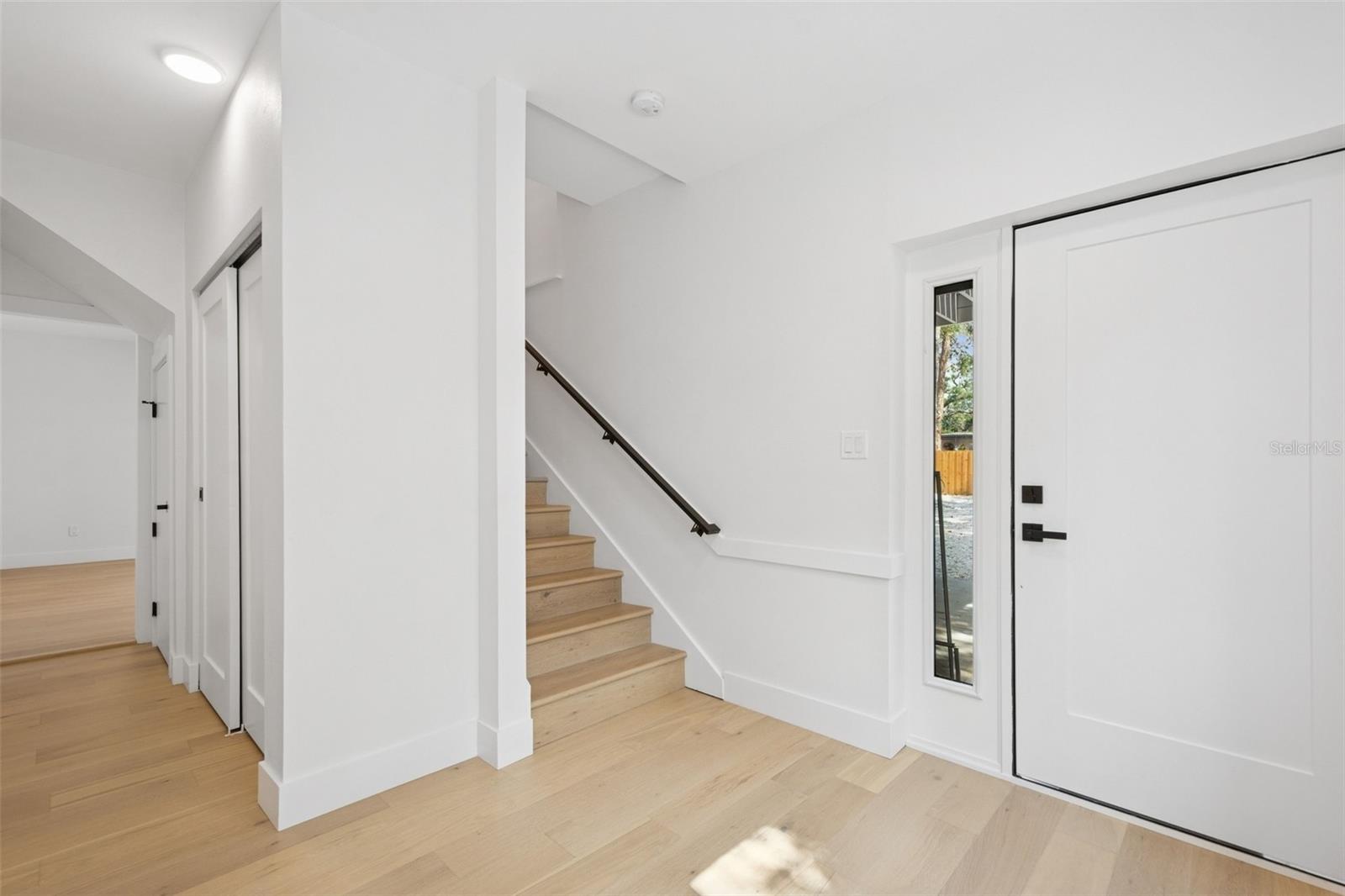 PINE LAWN - Residential Income