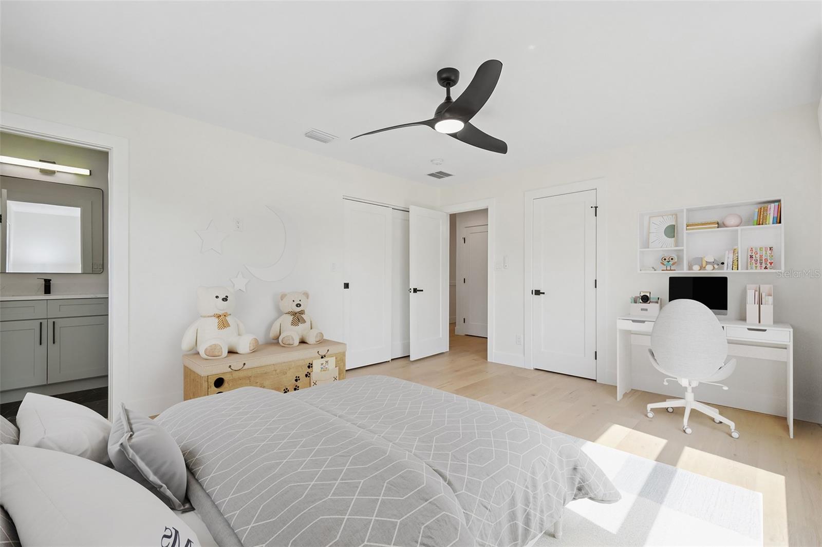 PINE LAWN - Residential Income